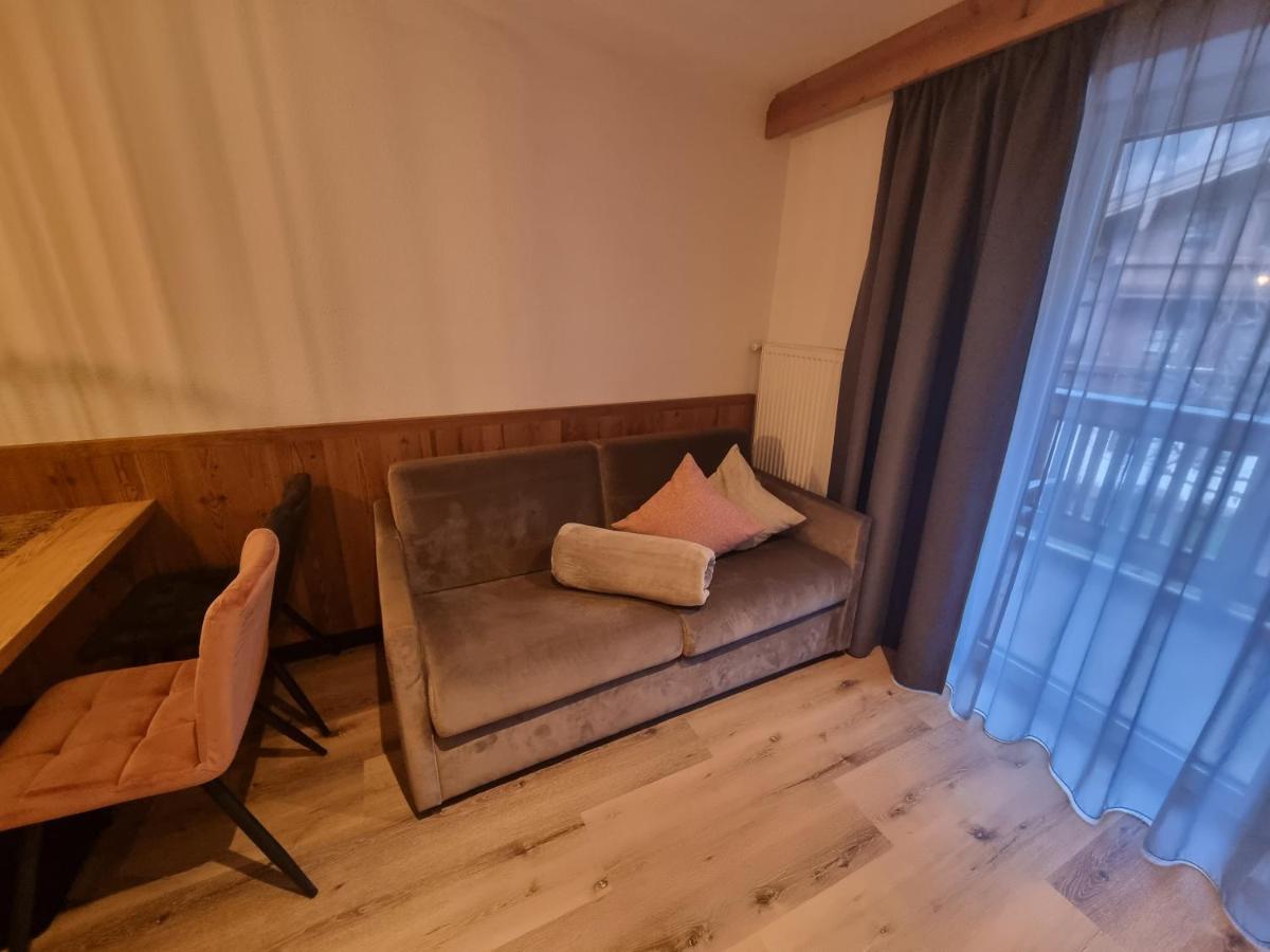 Pension Alpenland Mayrhofen Exteriör bild